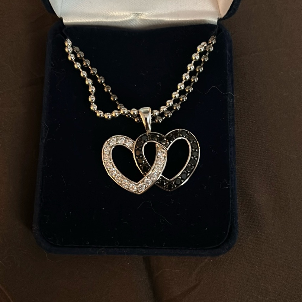 Montana Silversmith Heart necklace